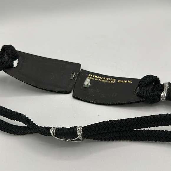 Gorgeous vintage black belt with silver-tone trim, size M